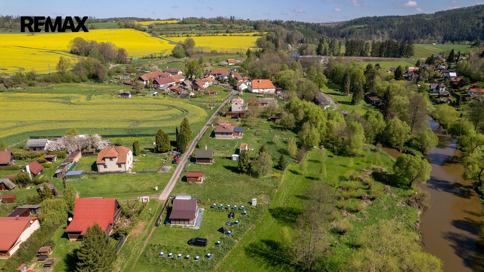 Prodej nemovitosti 2100 m² - foto 6