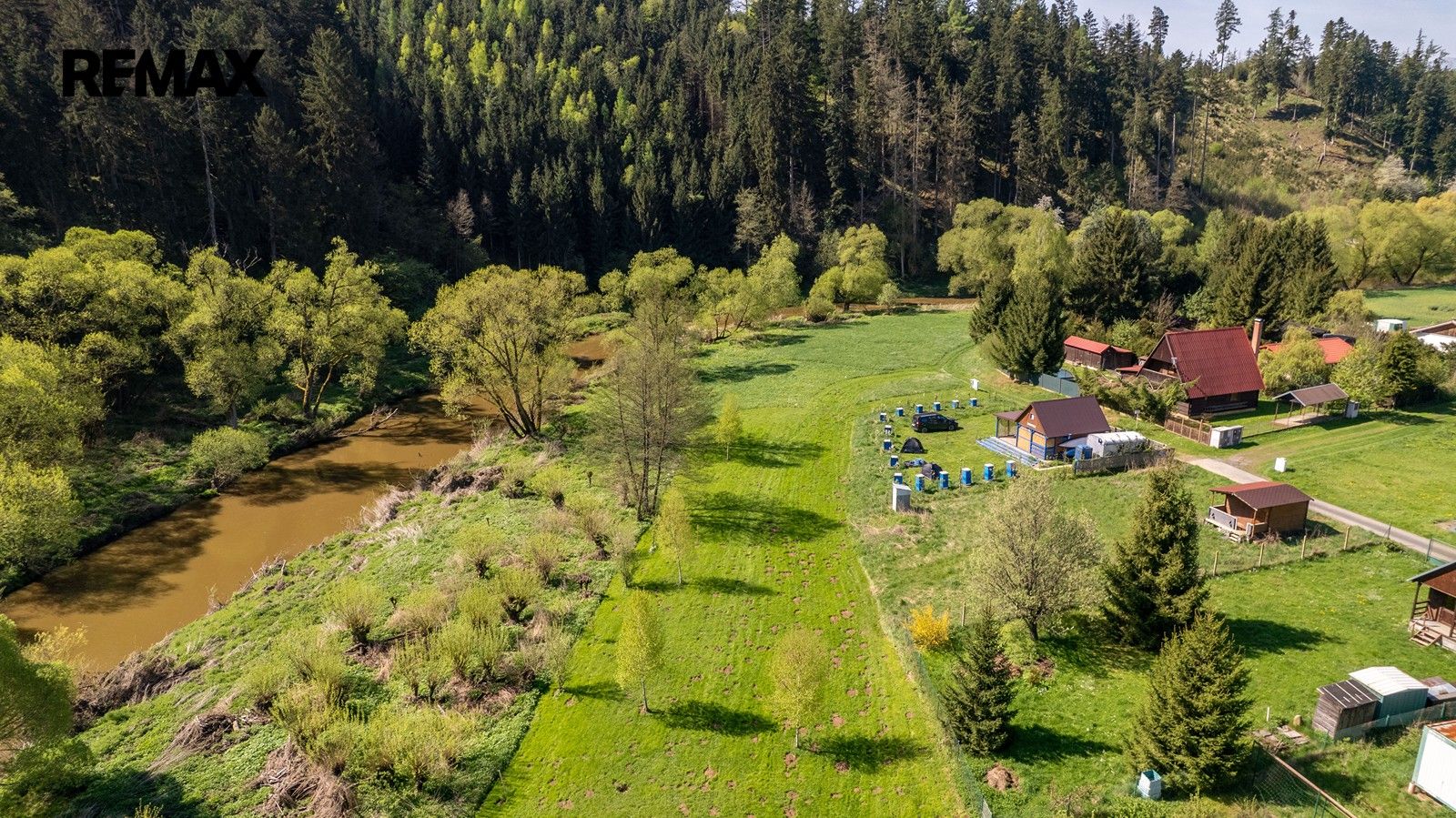 Prodej nemovitosti 2100 m² - foto 14
