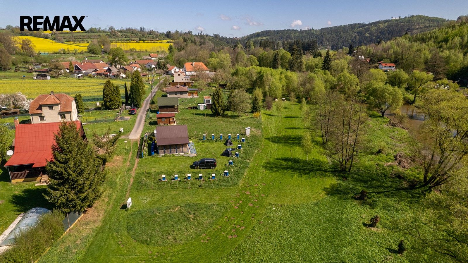 Prodej nemovitosti 2100 m² - foto 12