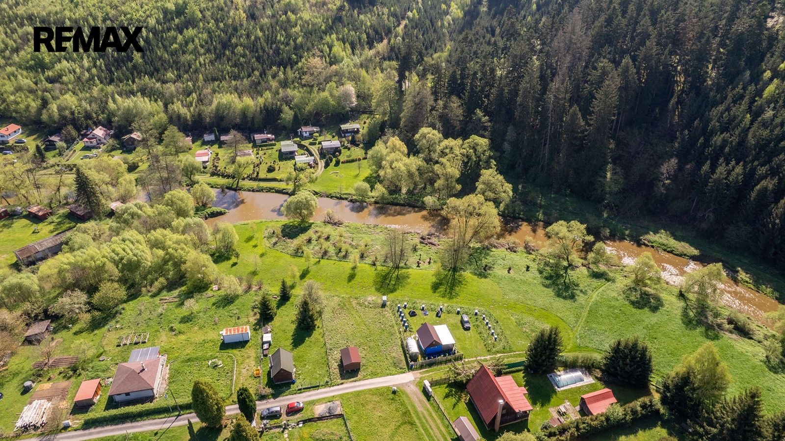 Prodej nemovitosti 2100 m² - foto 15