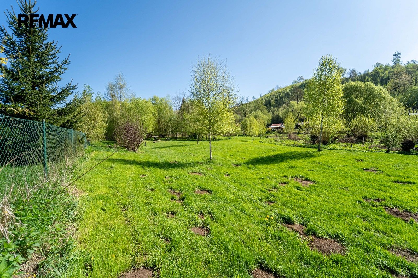 Prodej nemovitosti 2100 m² - foto 17