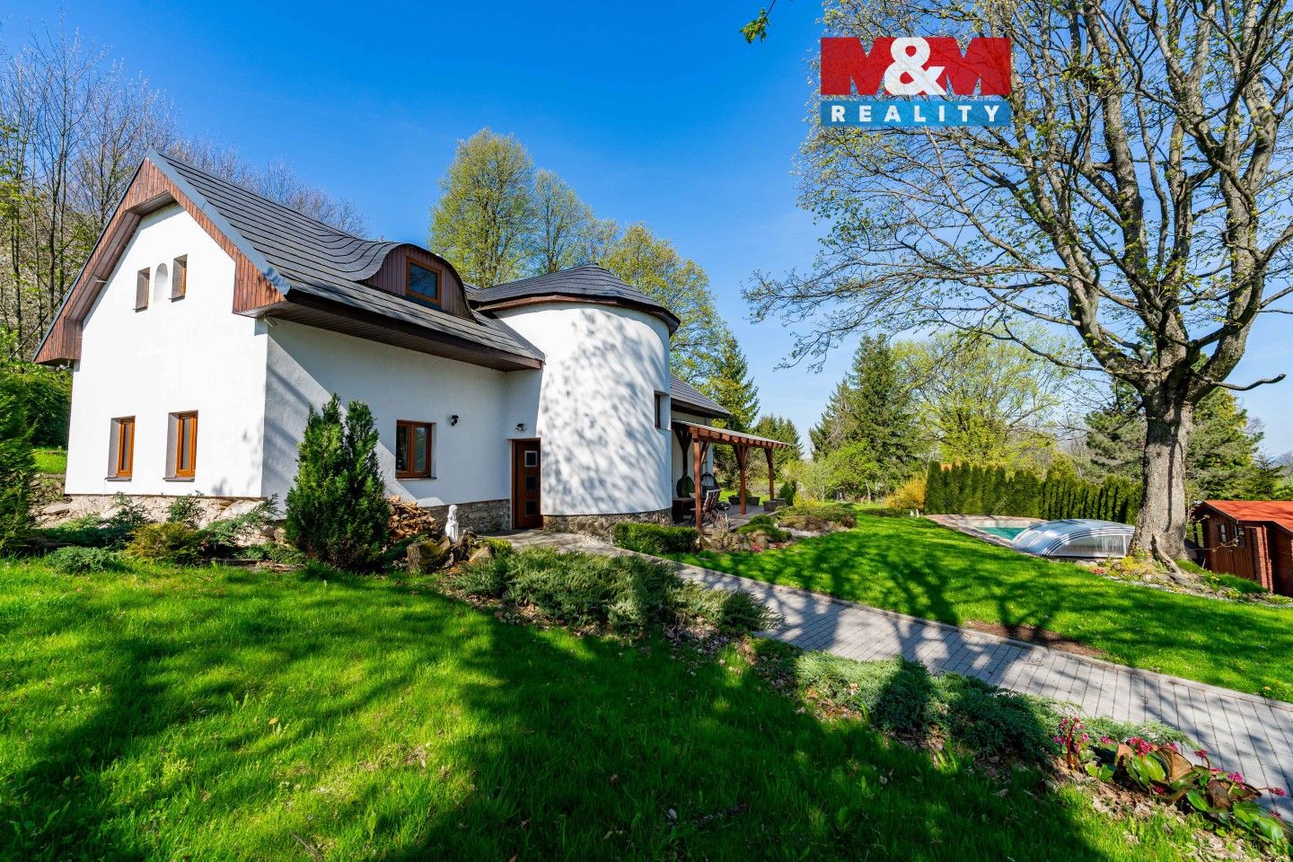 Prodej domu 168 m² - foto 1