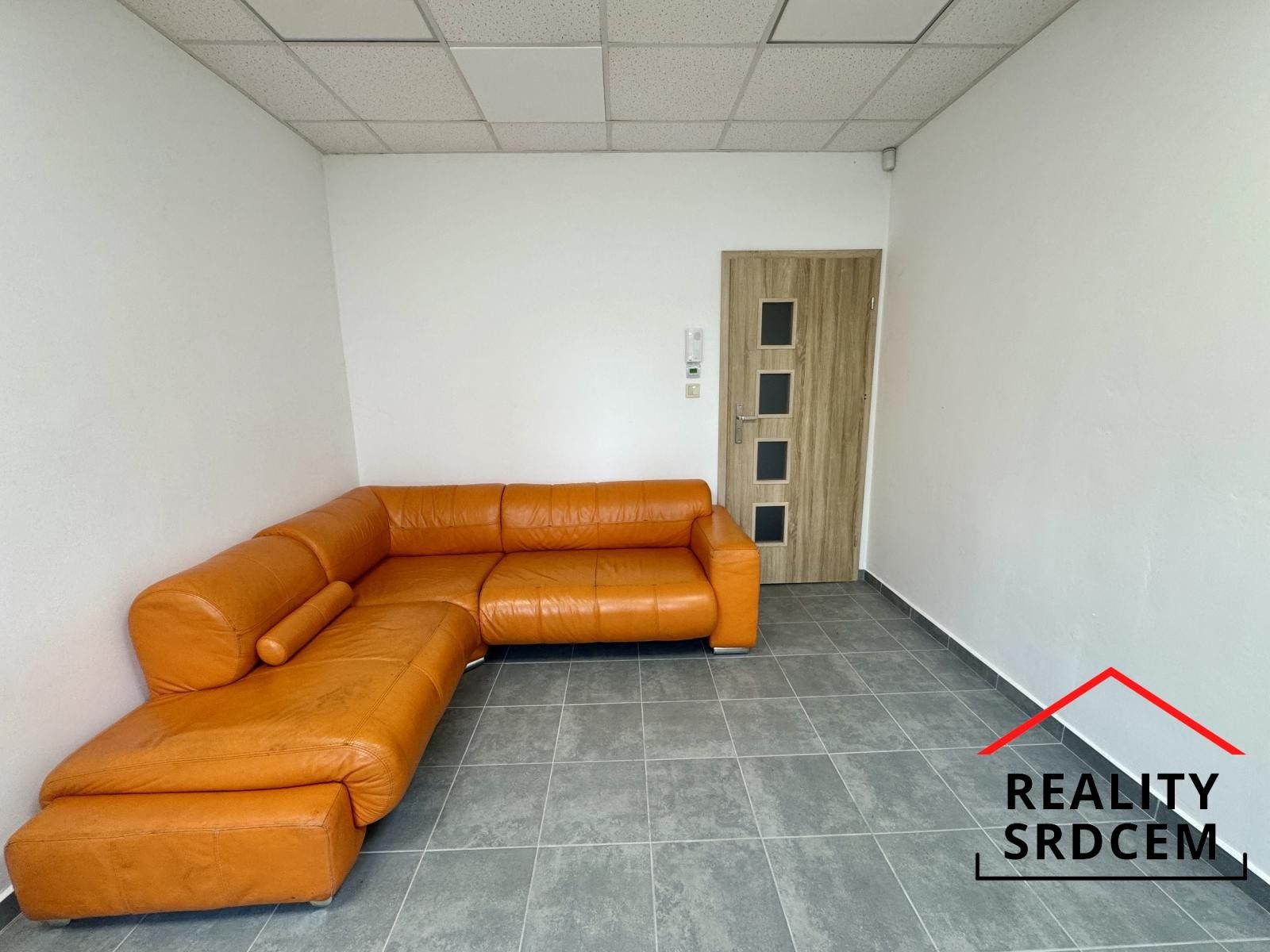 Pronájem komerčního prostoru 464 m² - foto 9