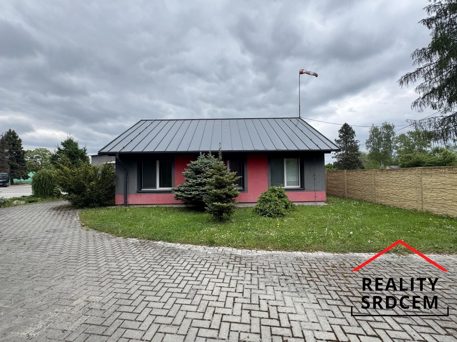 Pronájem komerčního prostoru 464 m² - foto 10
