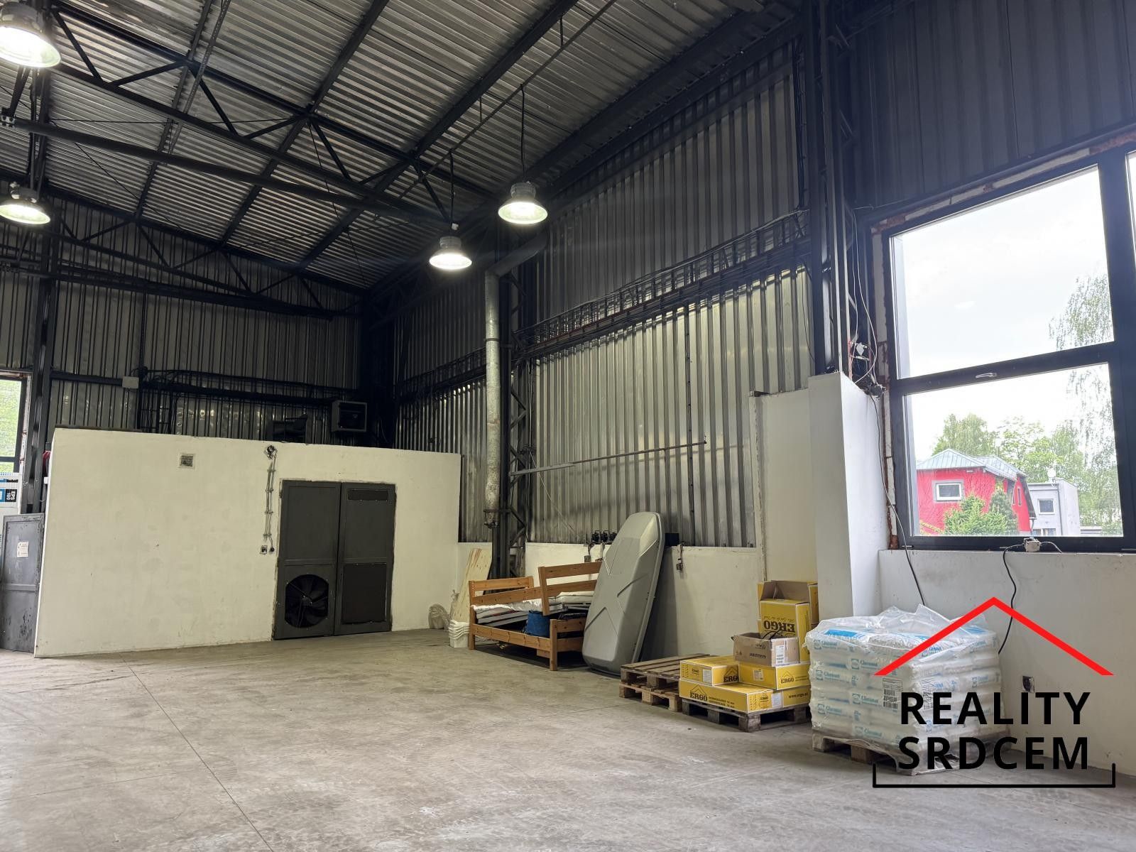Pronájem komerčního prostoru 430 m² - foto 7