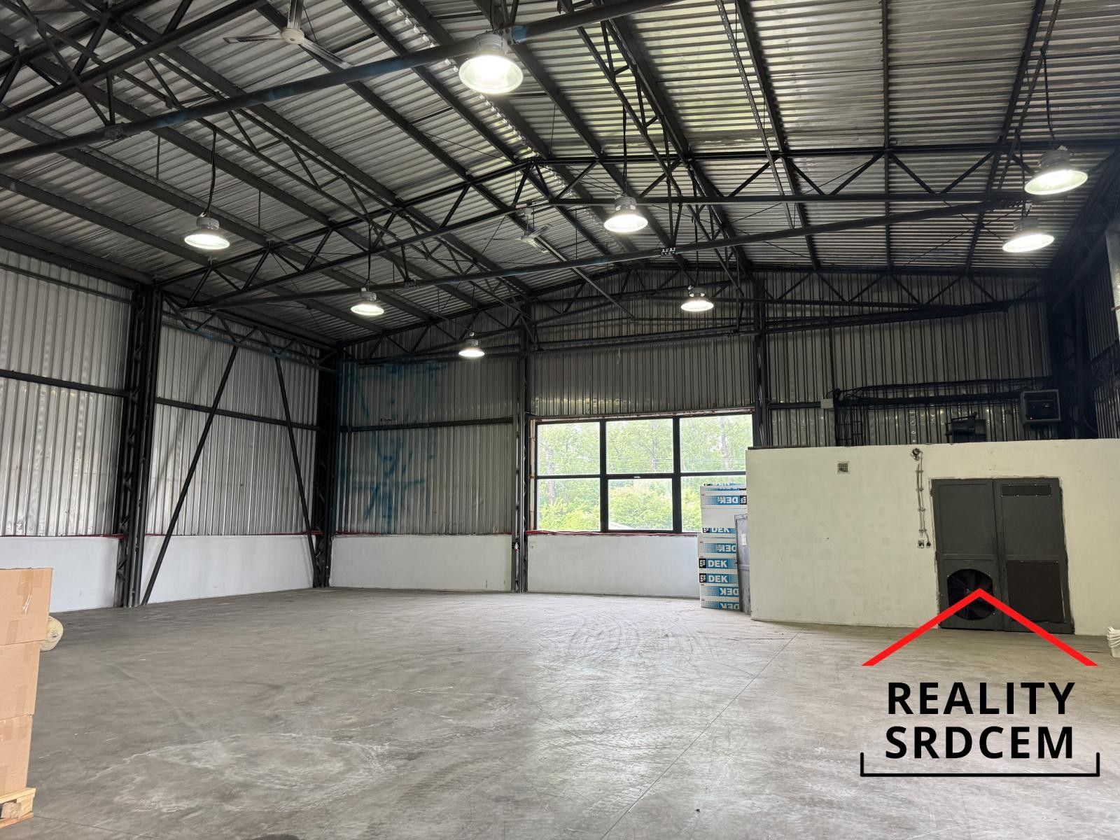 Pronájem komerčního prostoru 430 m² - foto 5