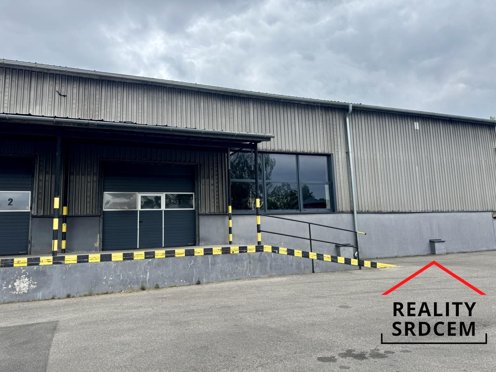 Pronájem komerčního prostoru 430 m² - foto 19
