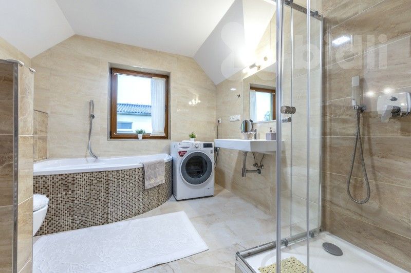 Prodej domu 160 m² - foto 3