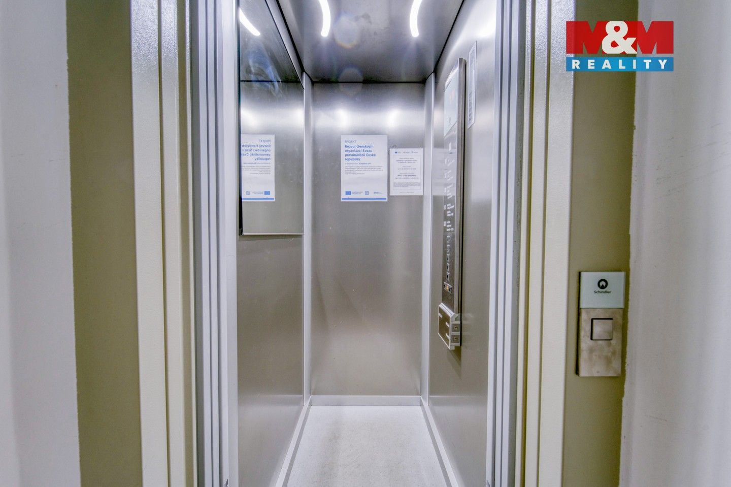 Pronájem komerčního prostoru 133 m² - foto 8