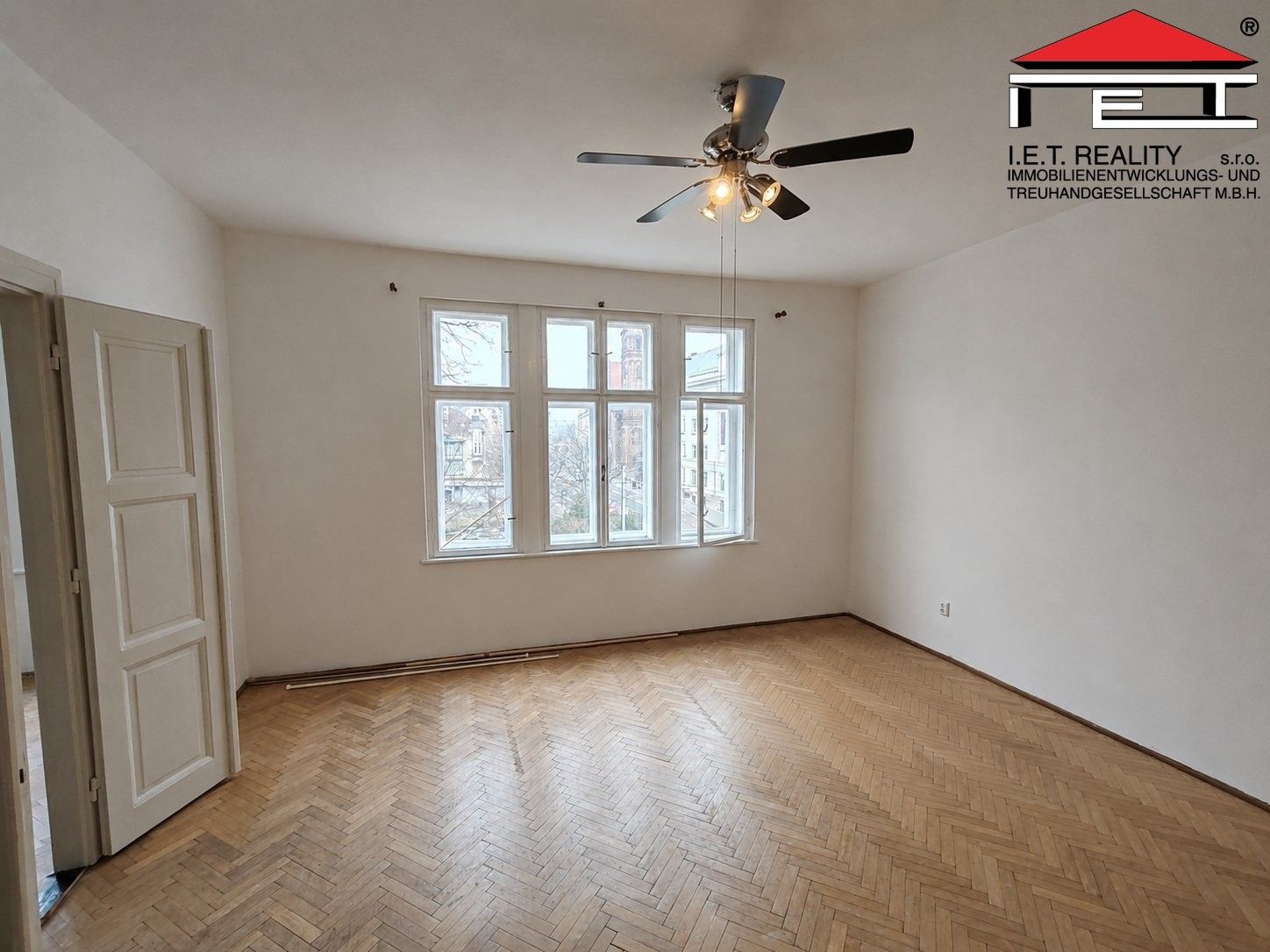 Pronájem bytu 2+1 93 m² - foto 5