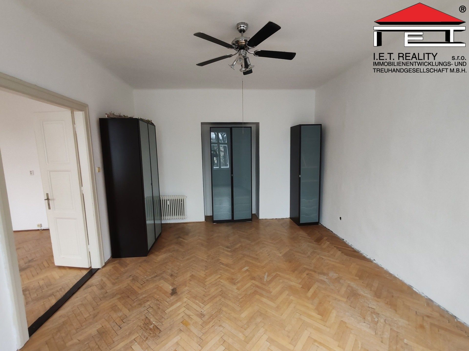 Pronájem bytu 2+1 93 m² - foto 3