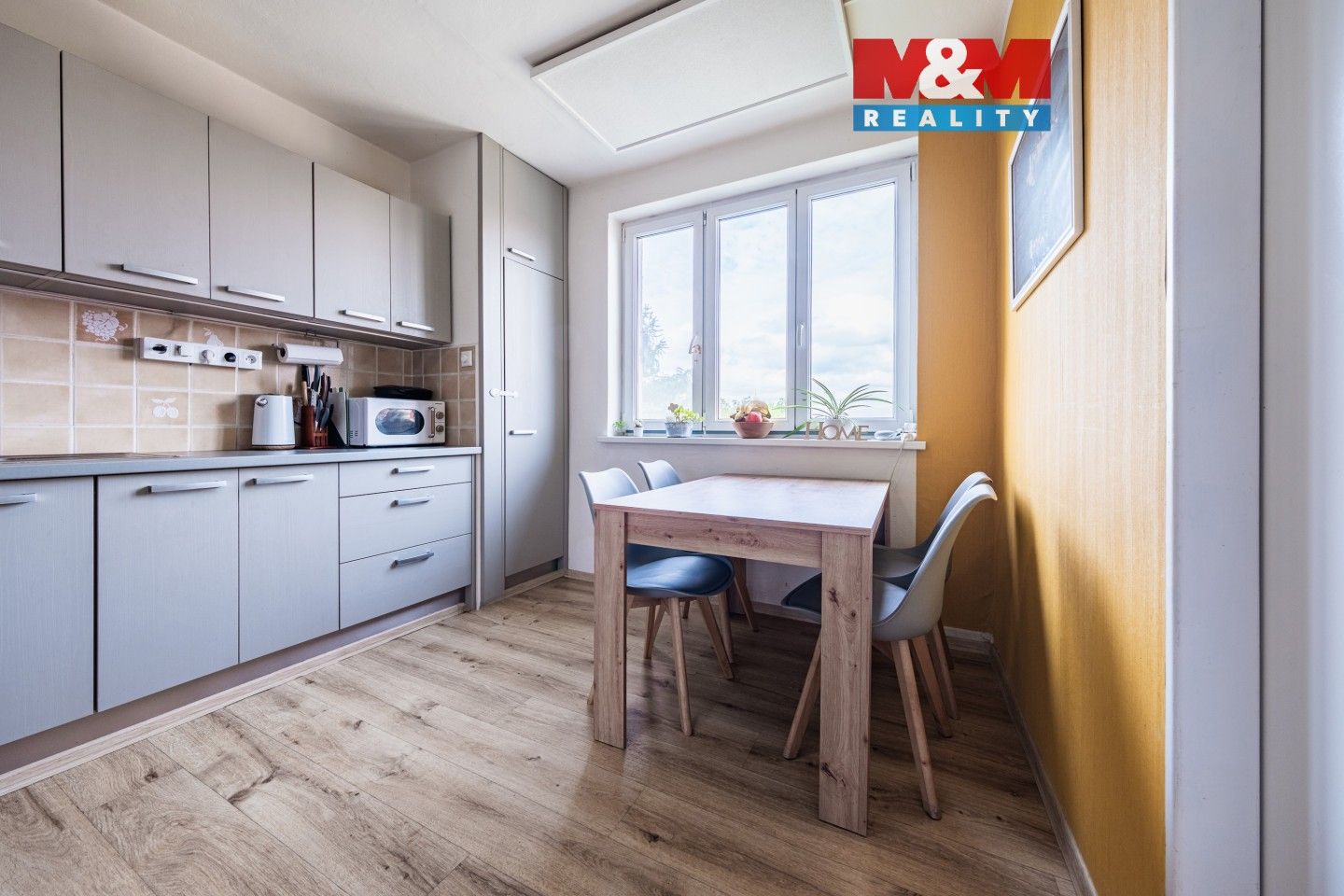 Prodej bytu 4+1 74 m² - foto 1