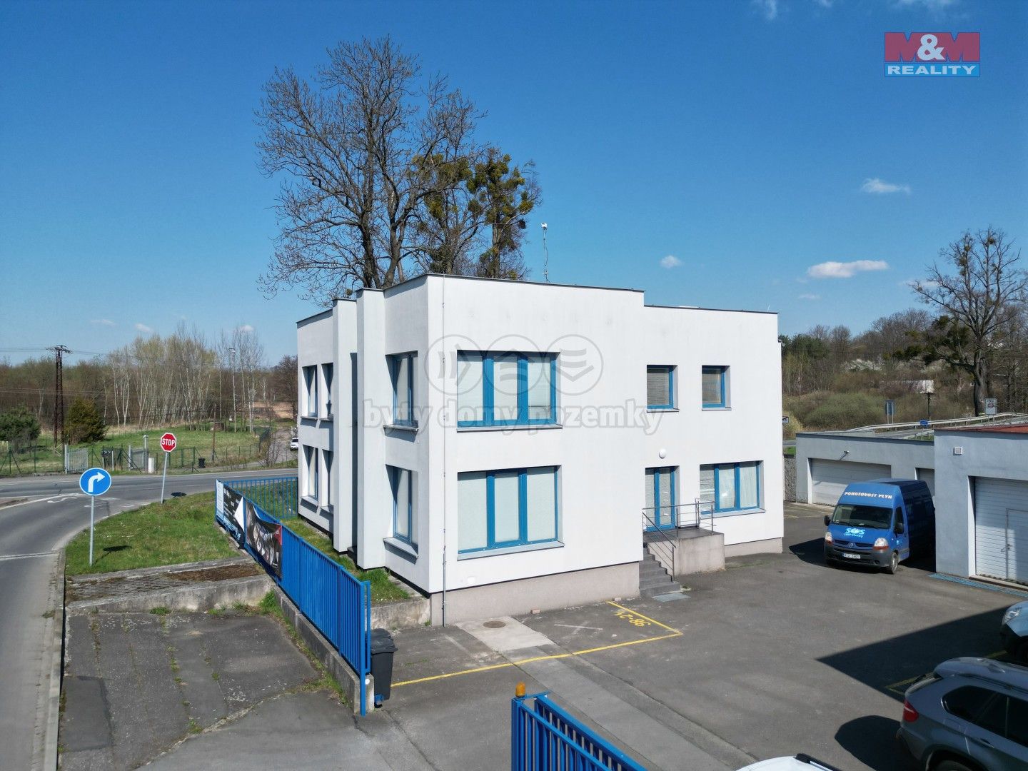 Pronájem komerčního prostoru 54 m² - foto 1