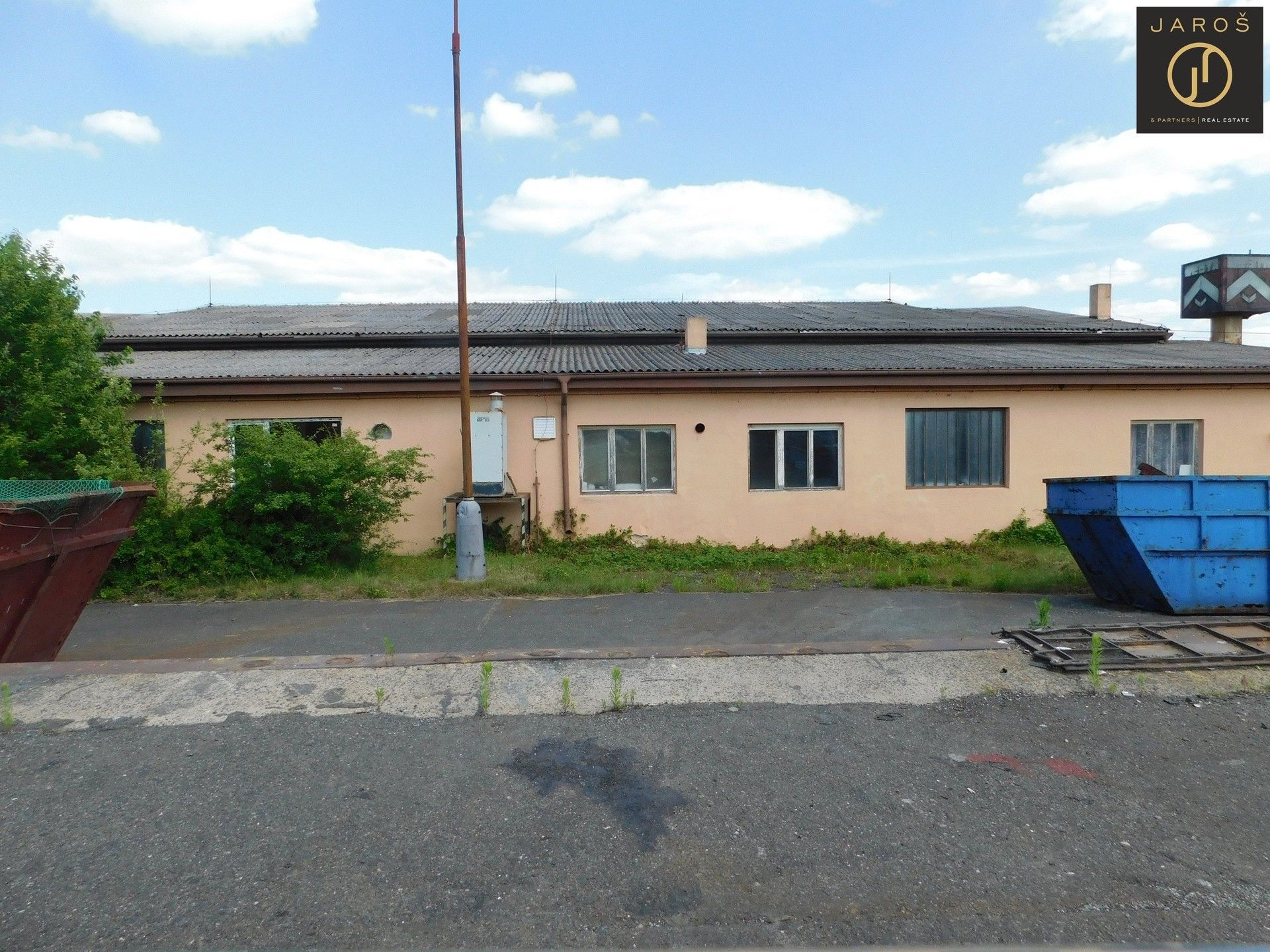 Pronájem komerčního prostoru 895 m² - foto 3