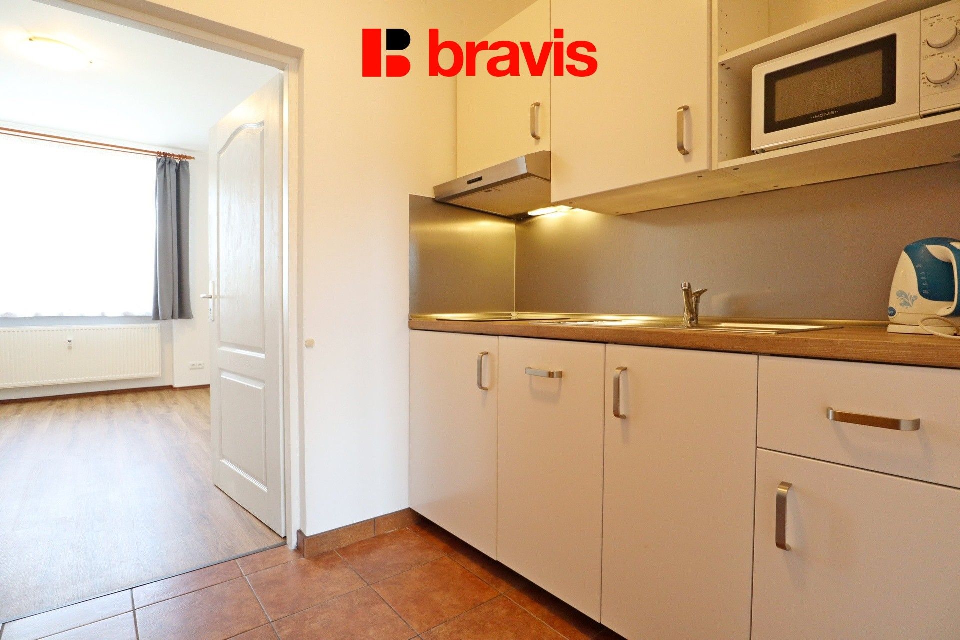 Pronájem bytu 2+kk 40 m² - foto 4