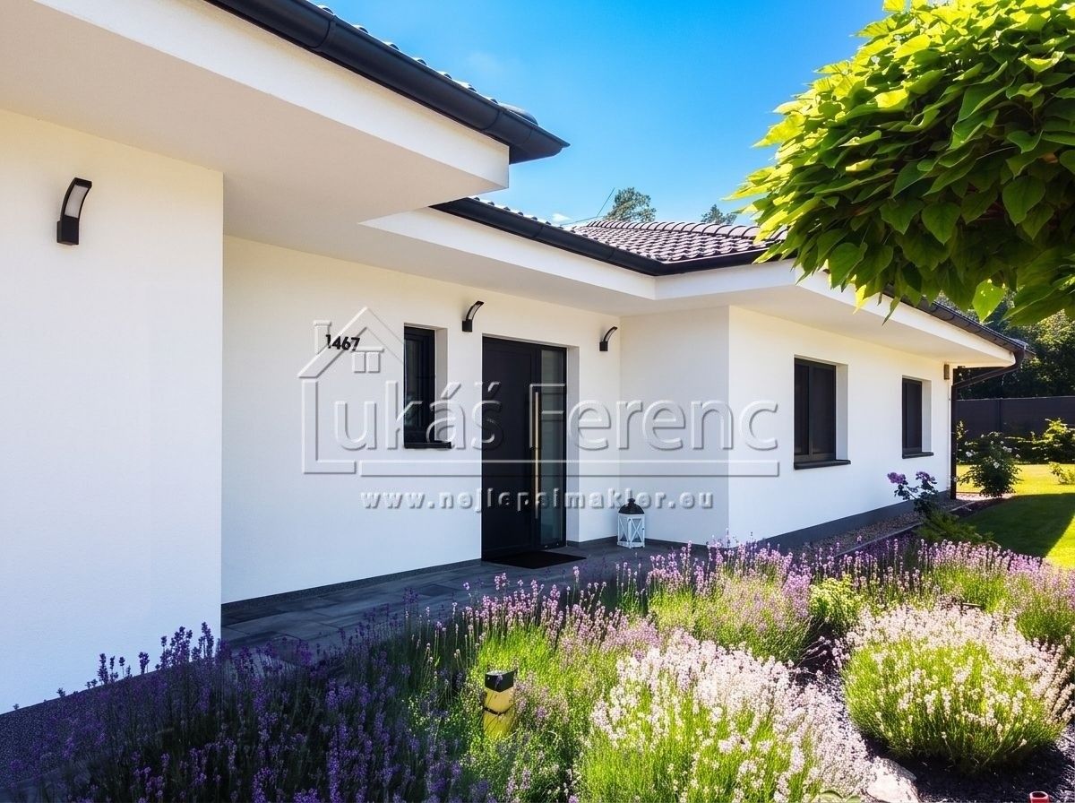 Prodej domu 221 m² - foto 2