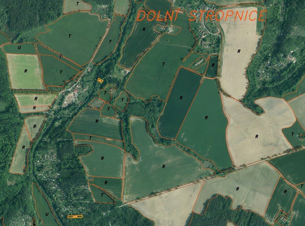 Prodej nemovitosti 2102 m² - foto 13