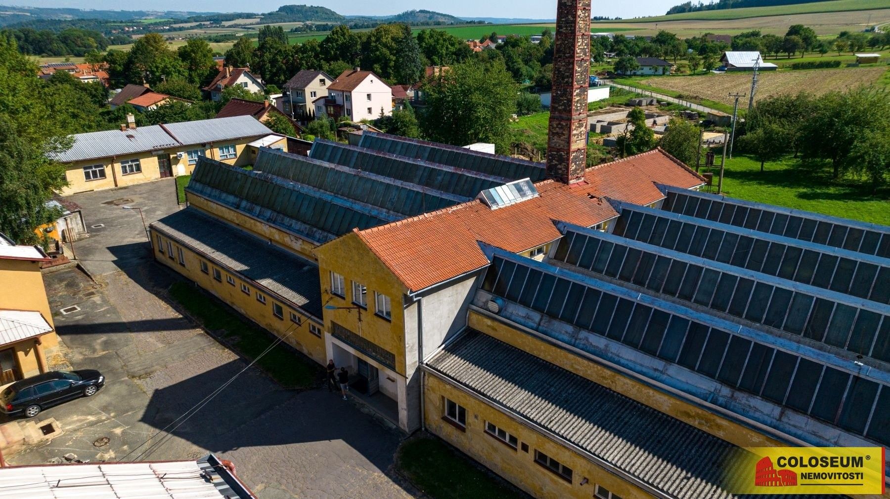 Pronájem nemovitosti 2370 m² - foto 9