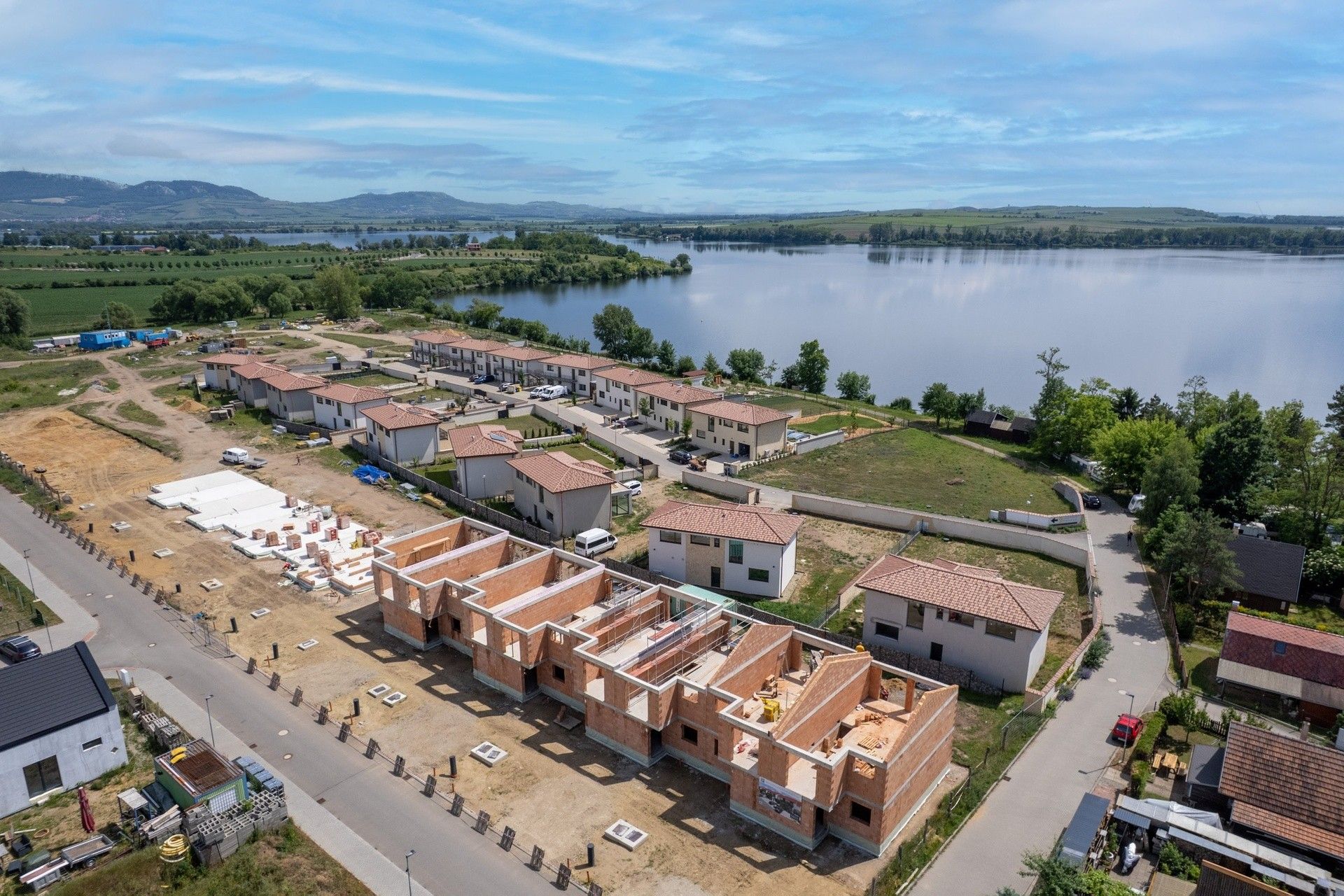 Prodej nemovitosti 134 m² - foto 3