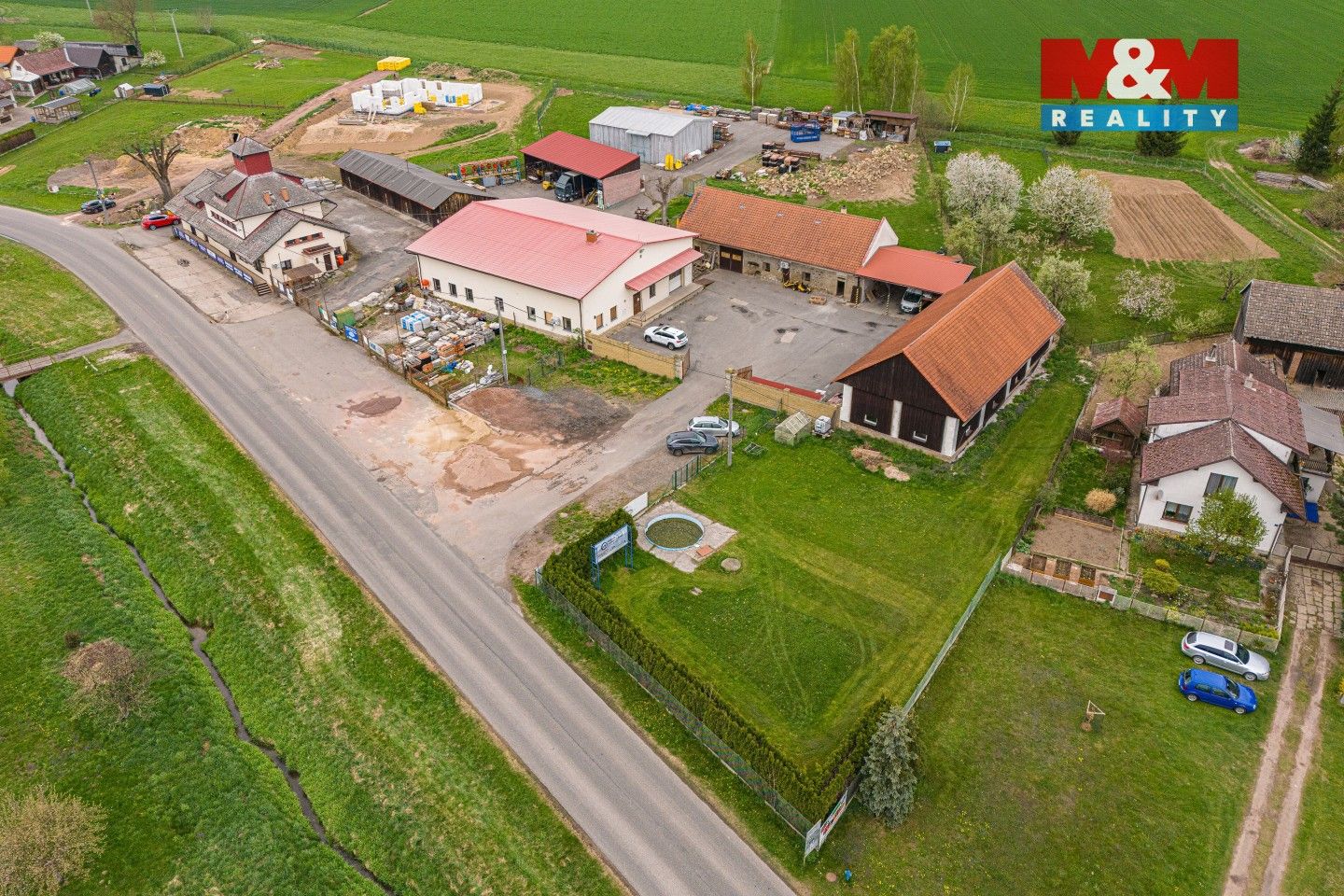 Prodej komerčního prostoru 453 m² - foto 28