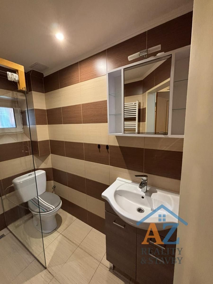 Pronájem bytu 1+1 50 m² - foto 6