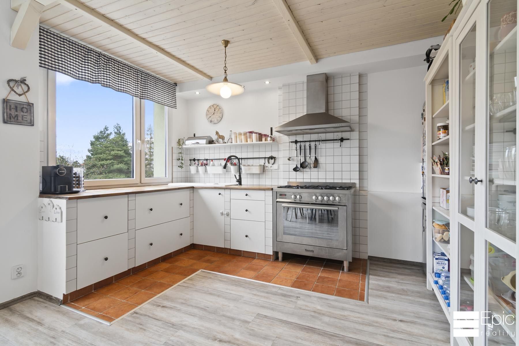 Prodej bytu 3+kk 65 m² - foto 1
