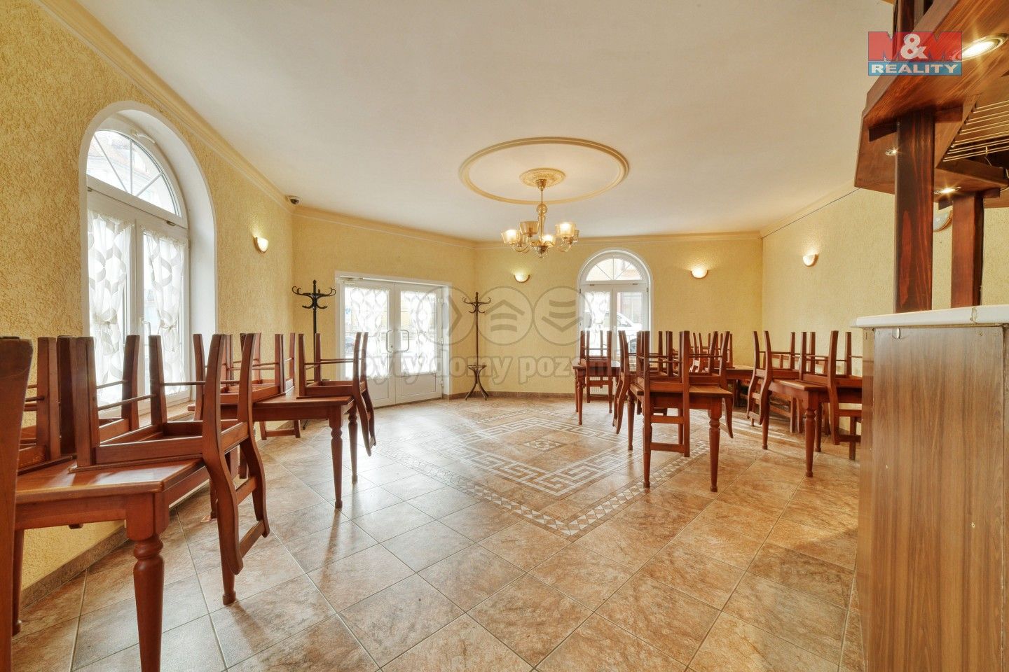 Pronájem komerčního prostoru 132 m² - foto 2