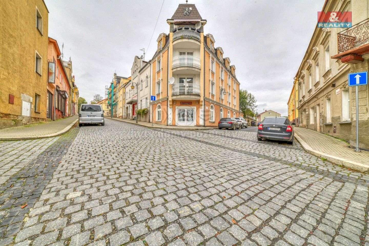 Pronájem komerčního prostoru 132 m² - foto 1