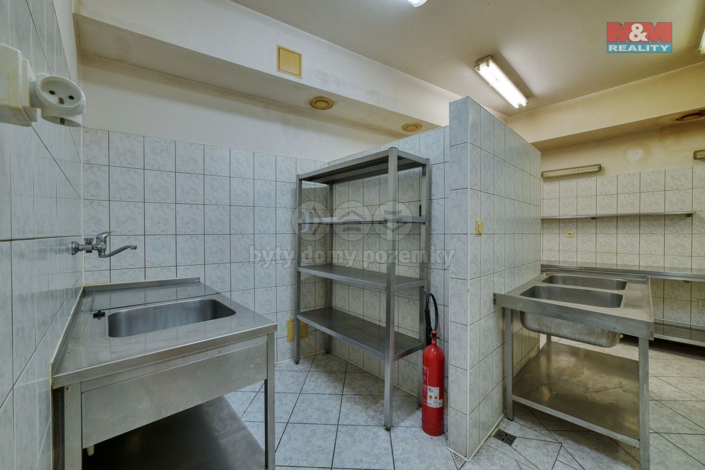 Pronájem komerčního prostoru 132 m² - foto 9
