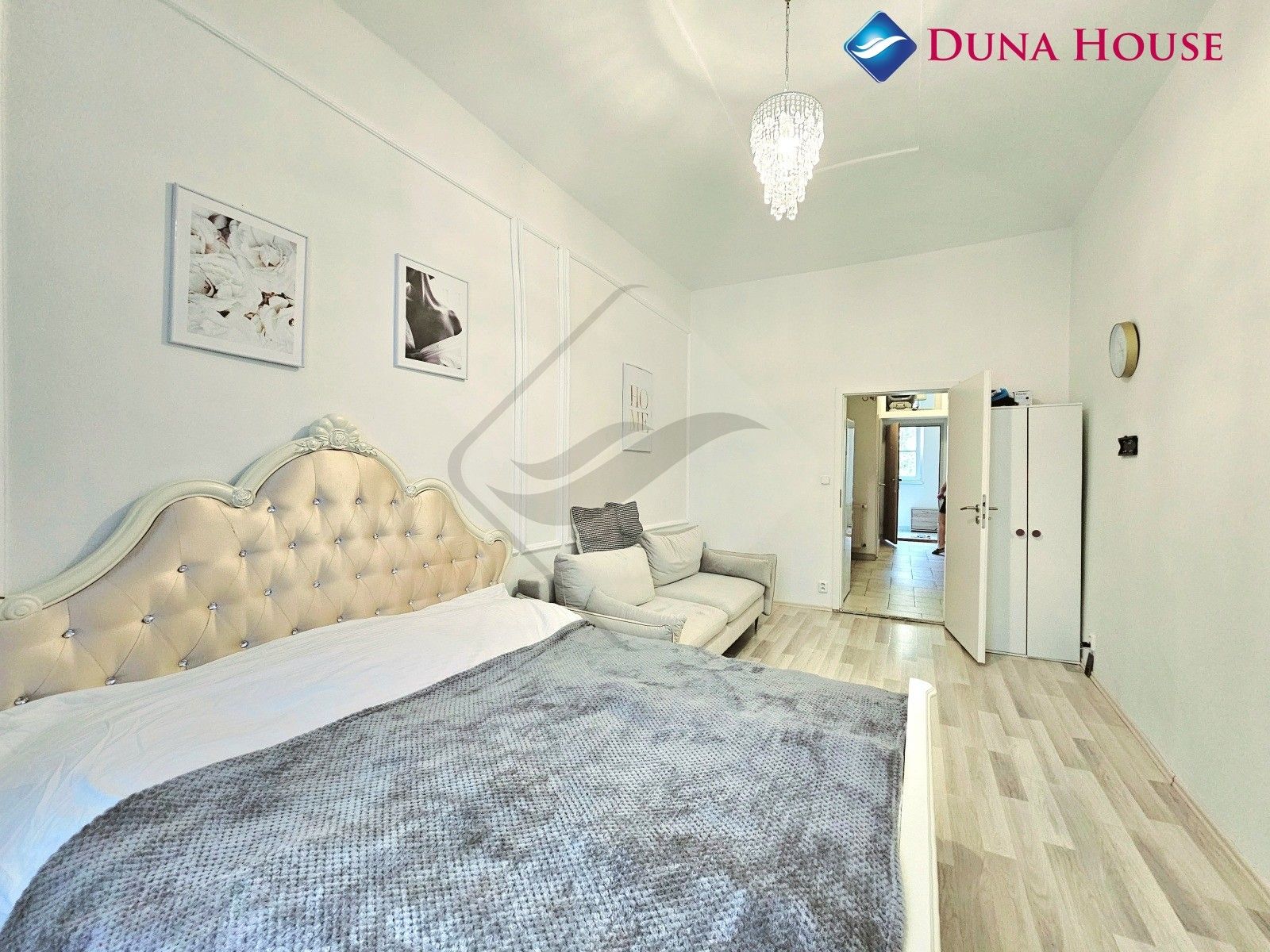 Pronájem bytu 1+1 33 m² - foto 1