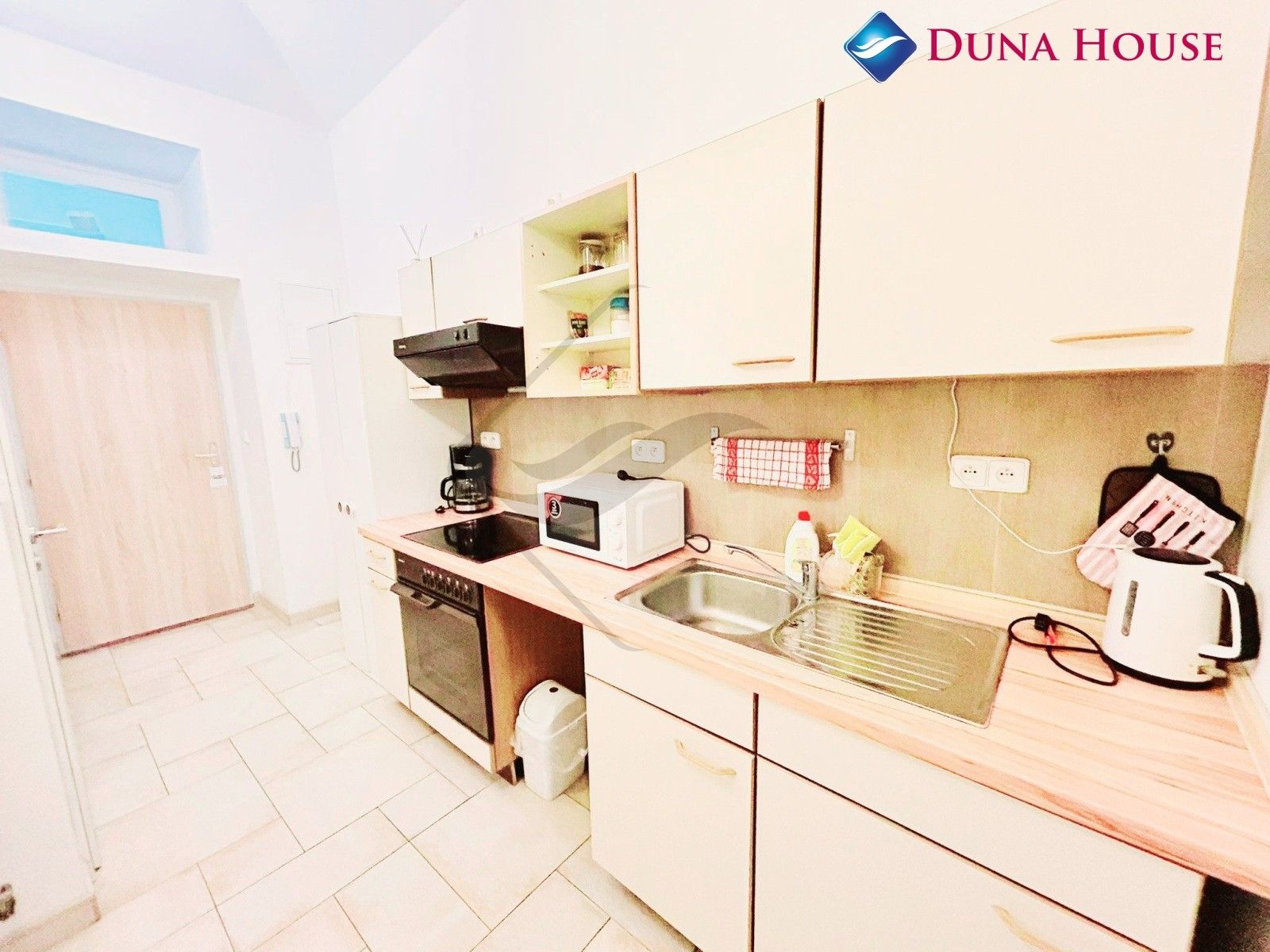 Pronájem bytu 1+1 33 m² - foto 4