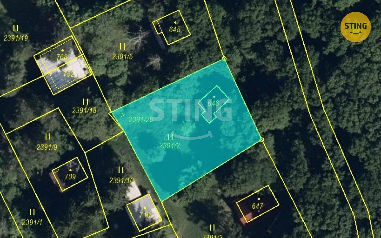 Prodej nemovitosti 833 m² - foto 2