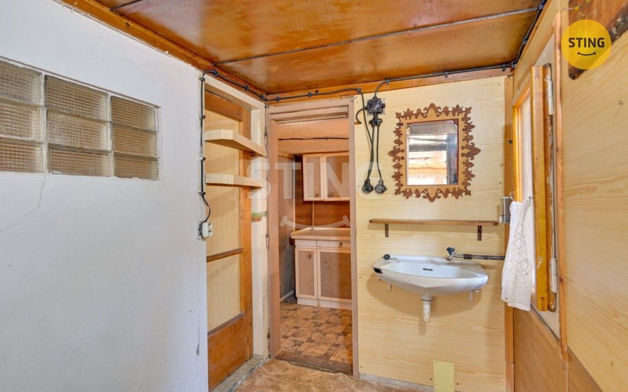 Prodej nemovitosti 833 m² - foto 22