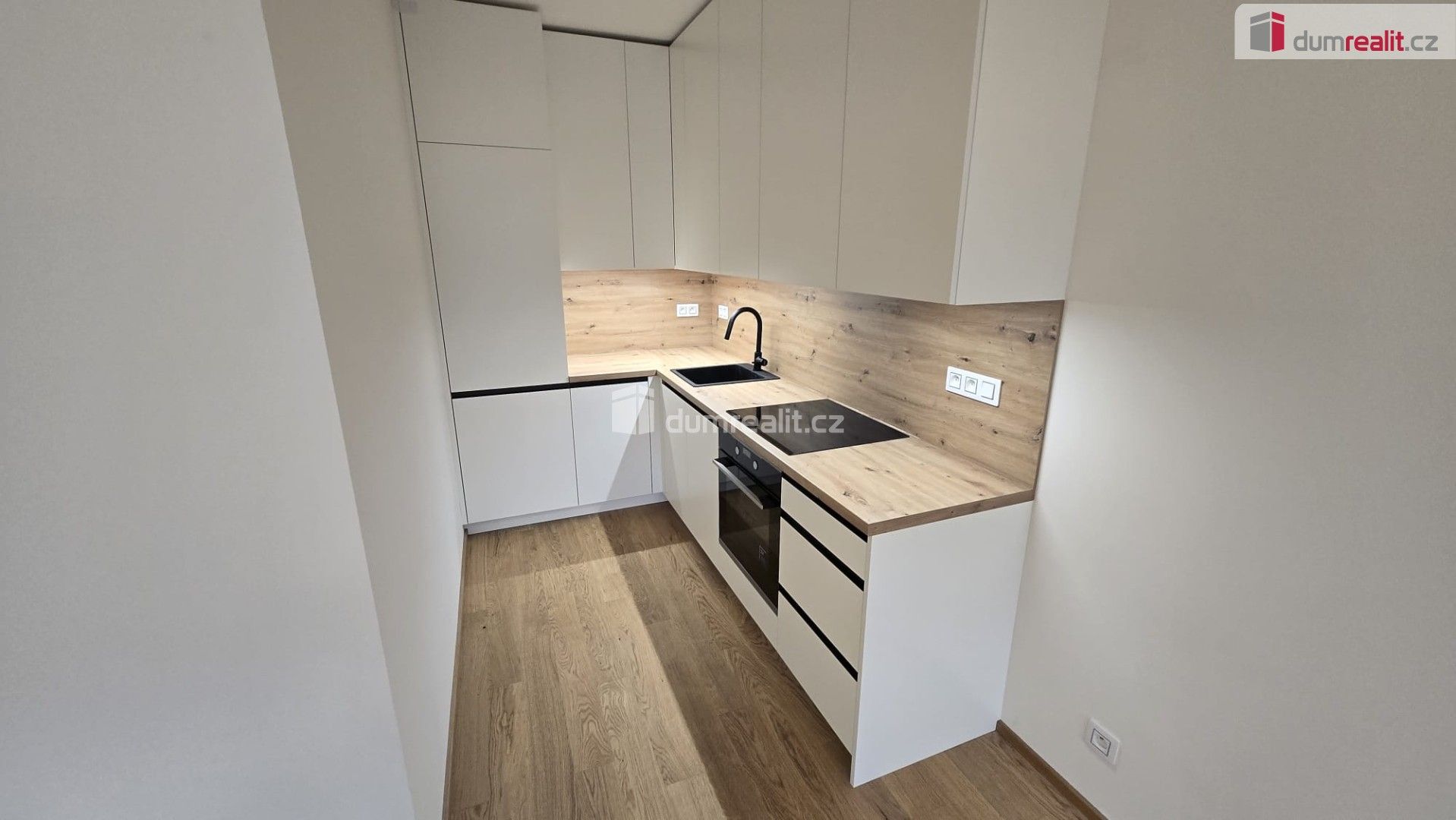 Pronájem bytu 2+kk 52 m² - foto 4