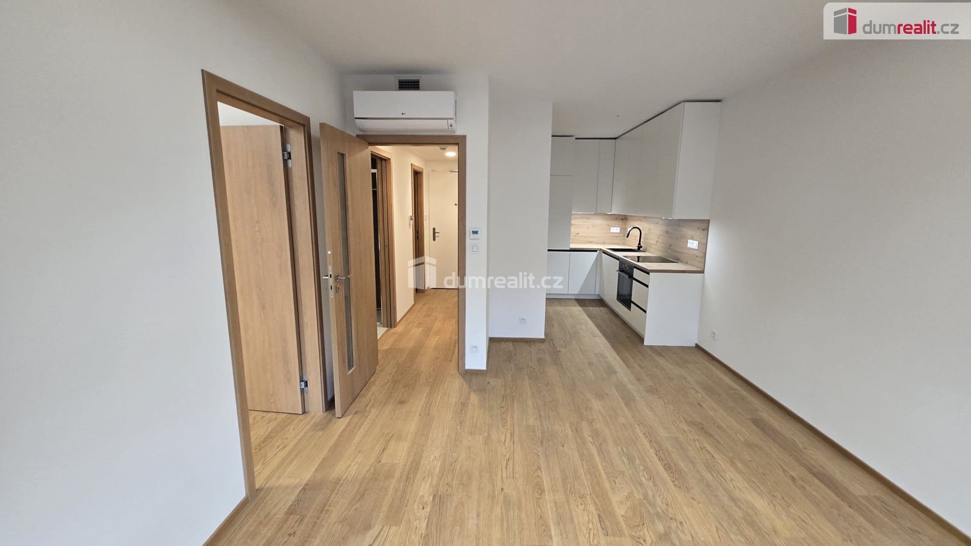 Pronájem bytu 2+kk 52 m² - foto 3