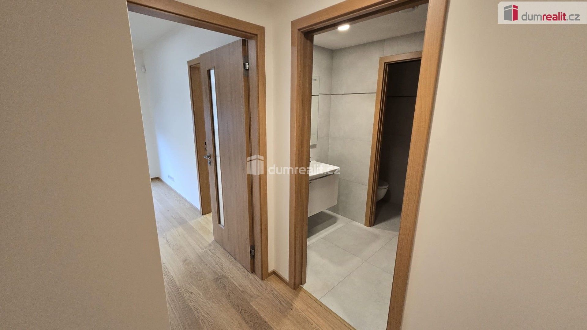 Pronájem bytu 2+kk 52 m² - foto 10