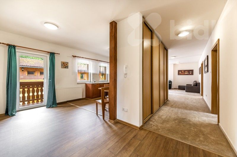 Pronájem bytu 3+1 90 m² - foto 6