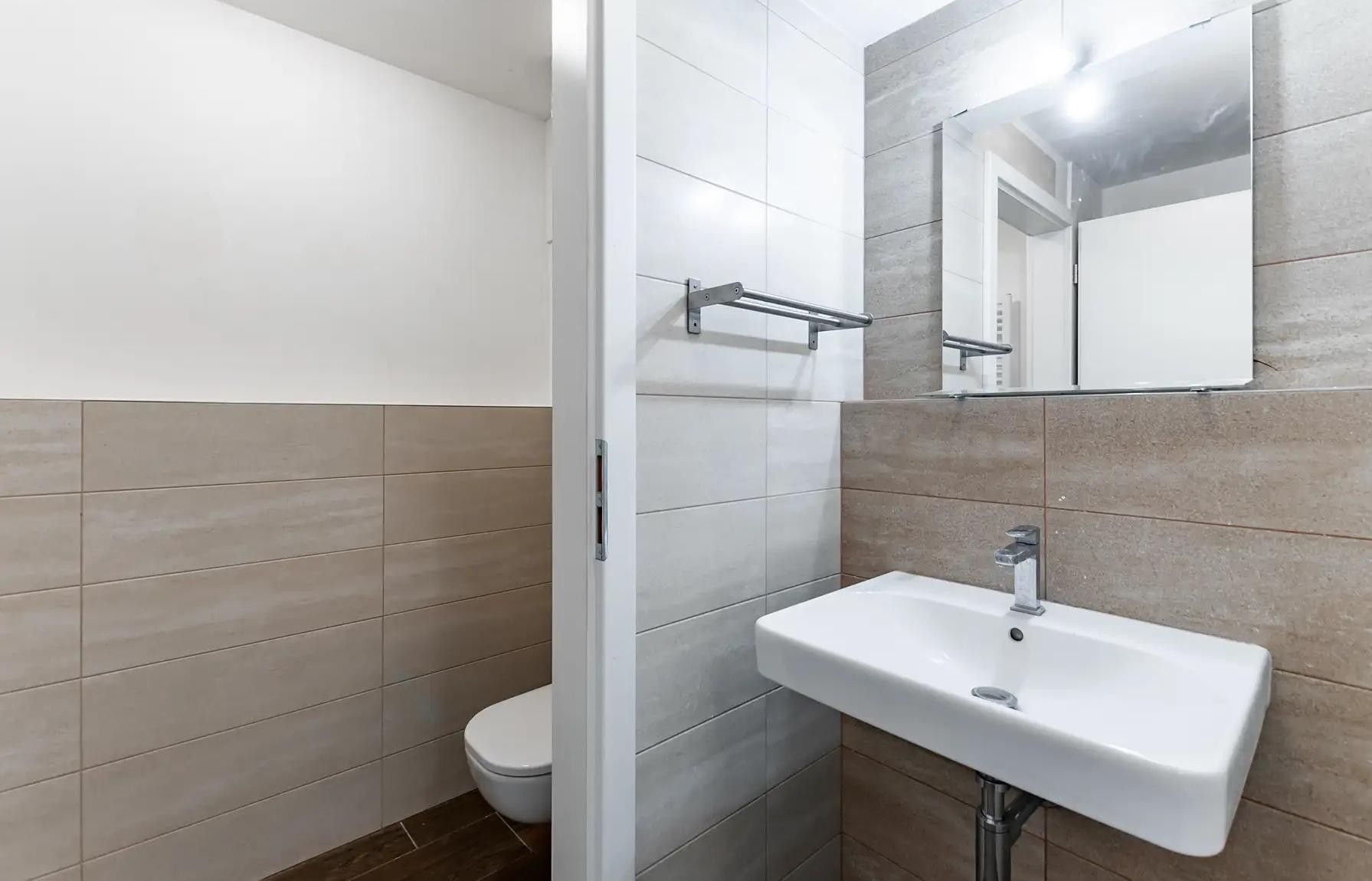 Pronájem komerčního prostoru 54 m² - foto 5