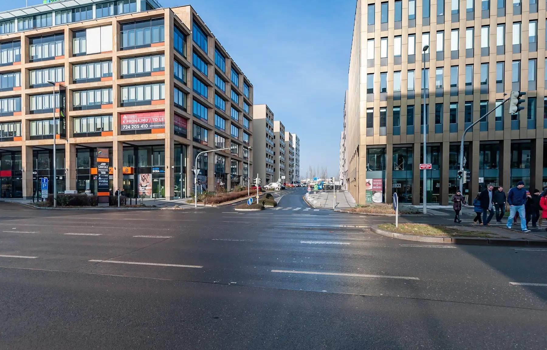 Pronájem komerčního prostoru 54 m² - foto 7