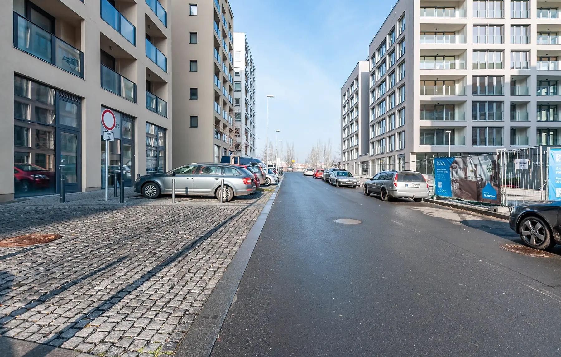 Pronájem komerčního prostoru 54 m² - foto 6