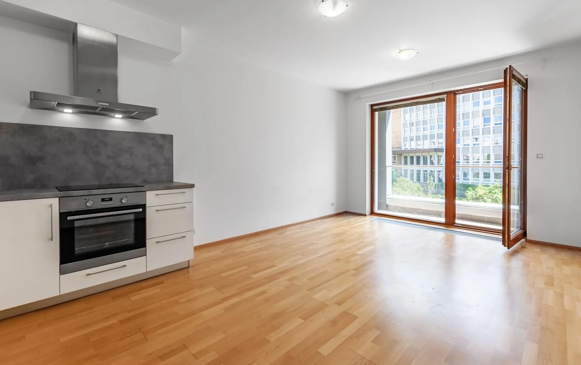 Pronájem bytu 2+kk 62 m² - foto 8