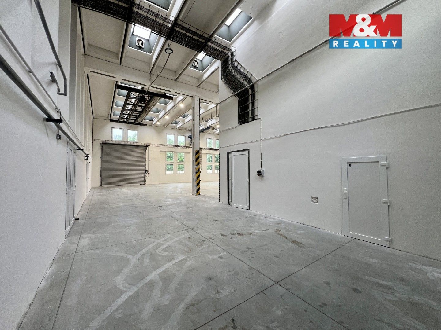 Pronájem komerčního prostoru 410 m² - foto 9