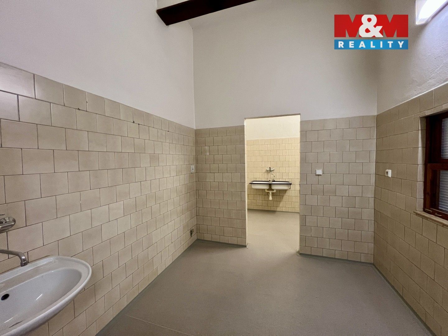 Pronájem komerčního prostoru 410 m² - foto 17