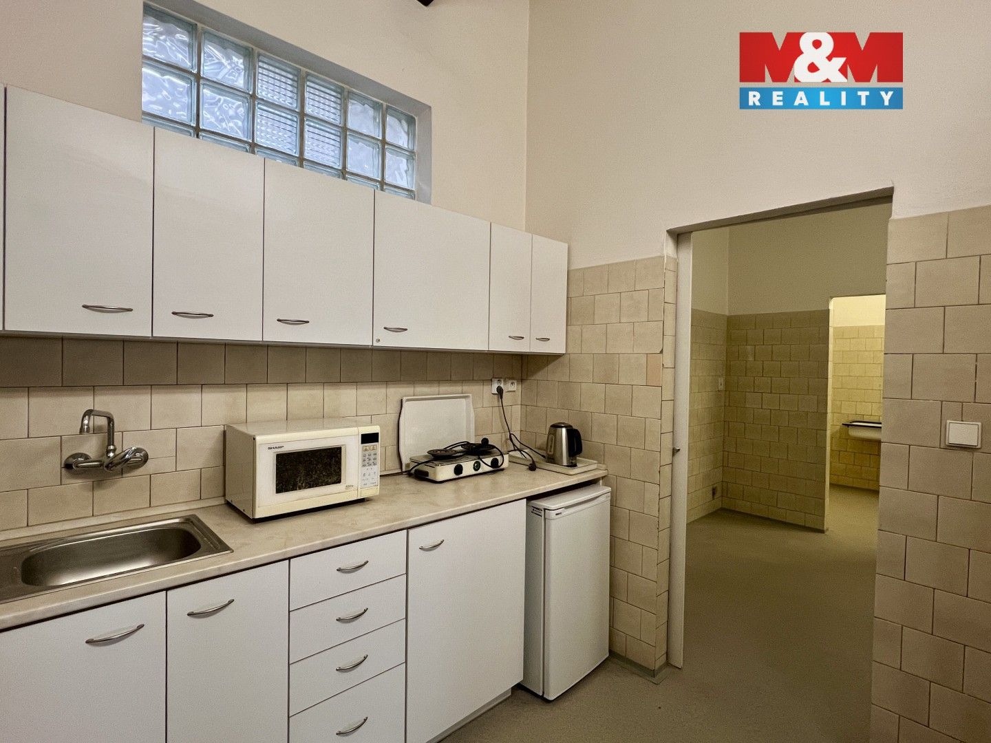 Pronájem komerčního prostoru 410 m² - foto 18