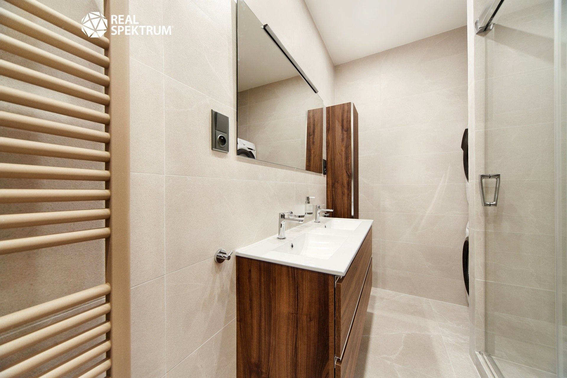Pronájem bytu 3+kk 80 m² - foto 17