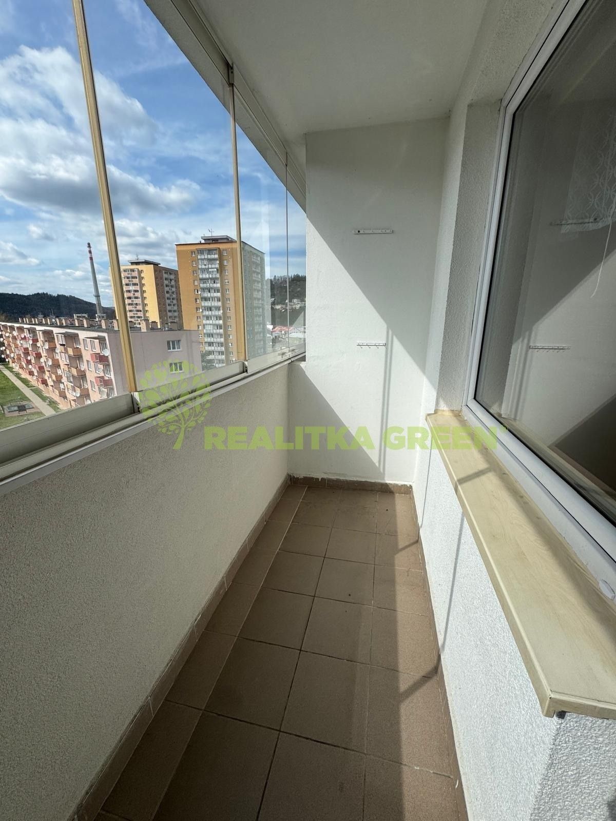 Pronájem bytu 1+1 50 m² - foto 12