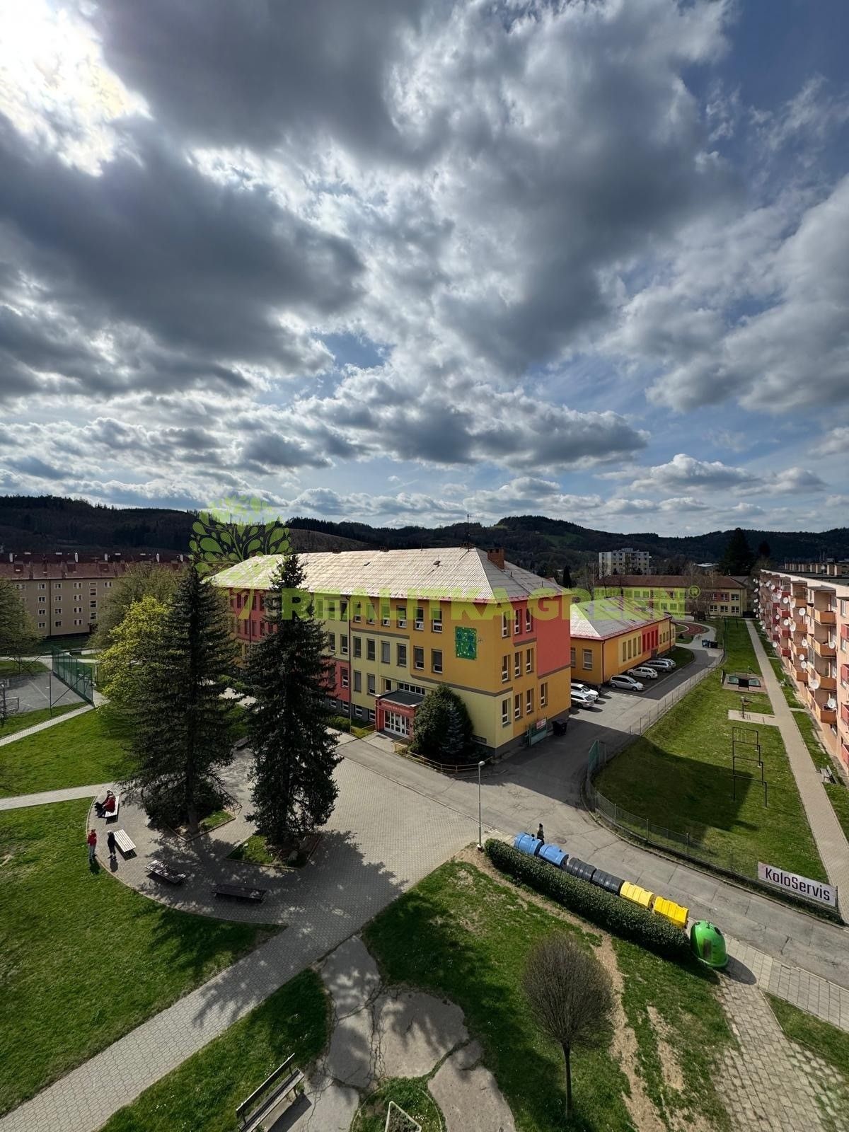 Pronájem bytu 1+1 50 m² - foto 16