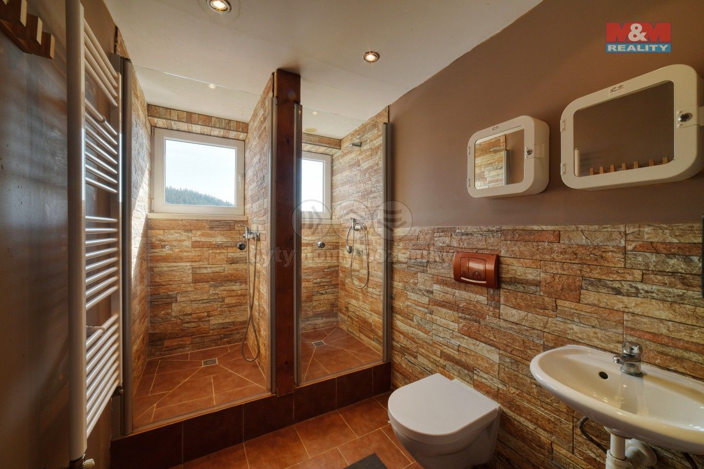 Prodej komerčního prostoru 600 m² - foto 13