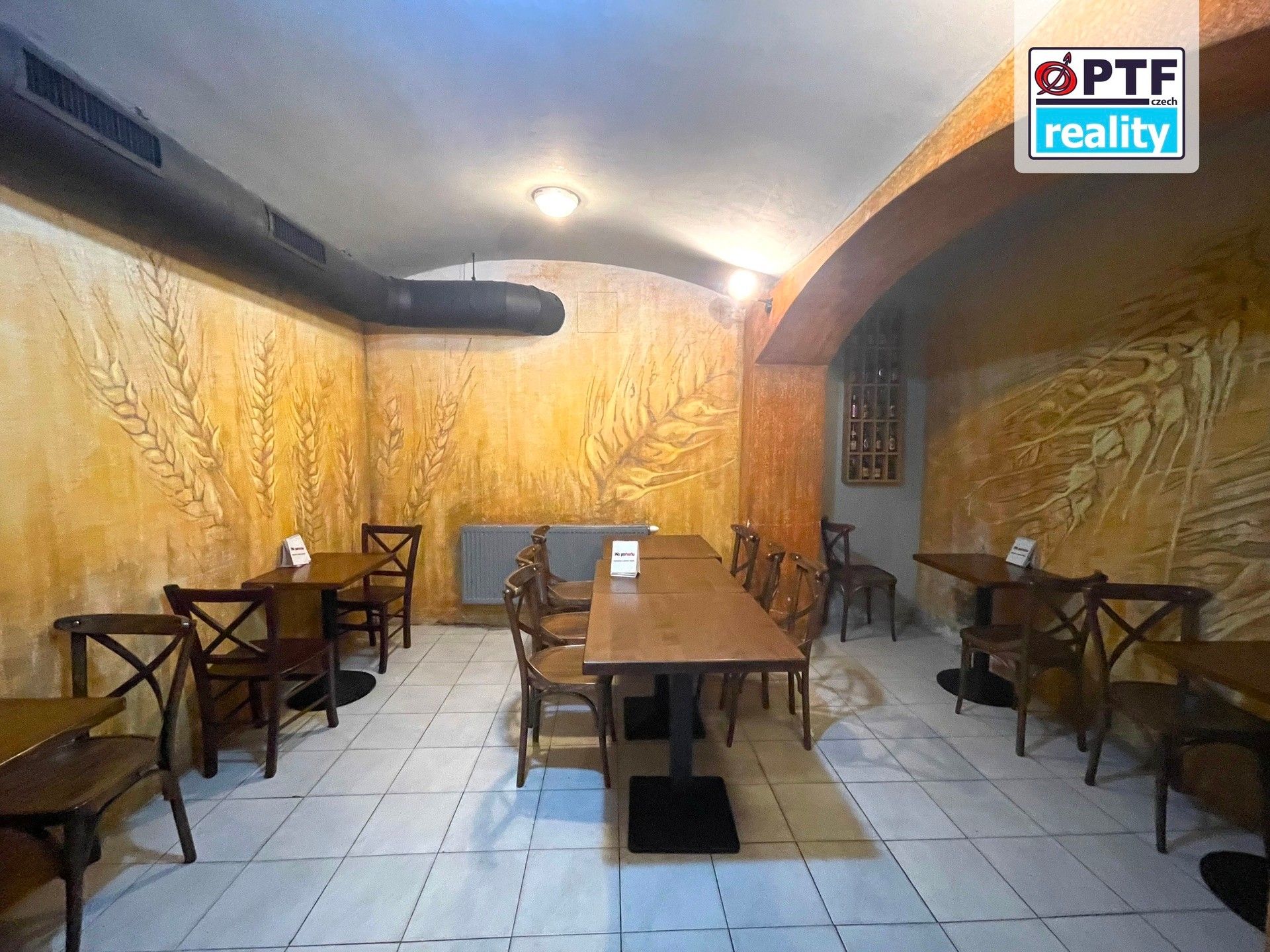 Pronájem komerčního prostoru 102 m² - foto 2