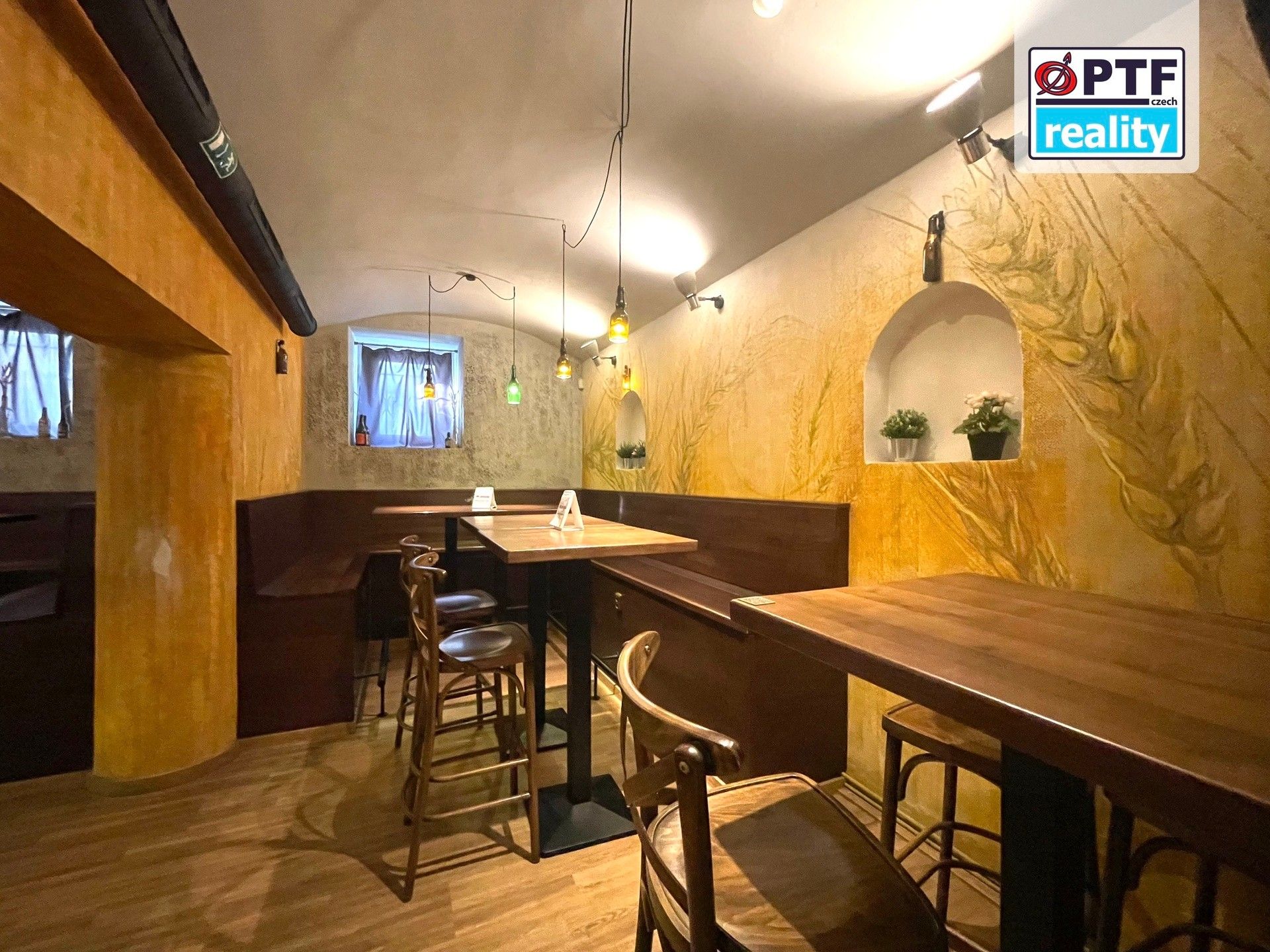 Pronájem komerčního prostoru 102 m² - foto 8